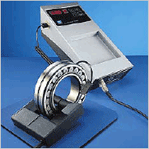 Bearing heater